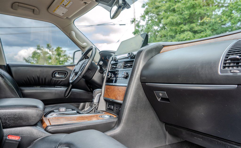 Used 2022 Nissan Armada SL w/ Captain's Chairs Package RWD image 33