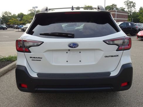 Used 2023 Subaru Outback Onyx Edition image 4