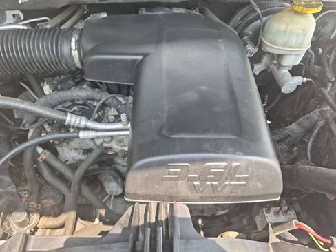 Used 2017 RAM 1500 Big Horn AWD/4WD image 30