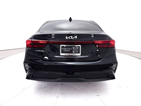 Used 2024 Kia Forte LXS FWD image 16