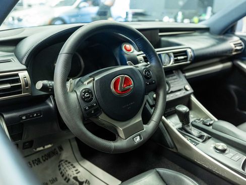 Used 2016 Lexus IS 300 AWD image 9