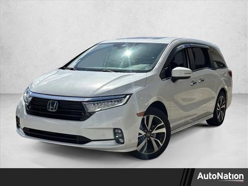 Used 2023 Honda Odyssey Touring image 1