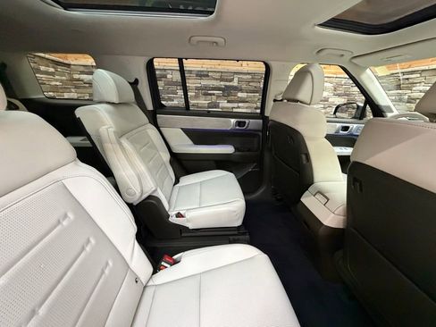 Used 2024 Hyundai Santa Fe Calligraphy image 29