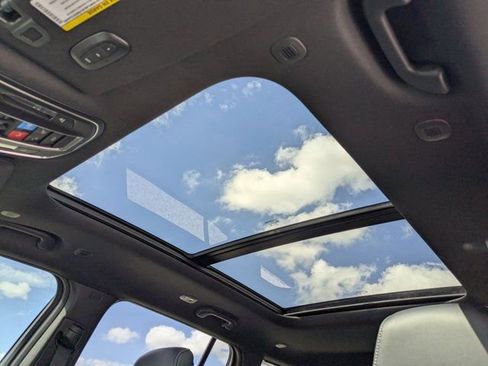 New 2026 Jeep Grand Cherokee Limited AWD/4WD image 22