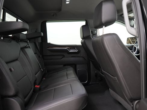 Used 2022 Chevrolet Silverado 1500 RST w/ RST All Star Premium Package AWD/4WD image 12
