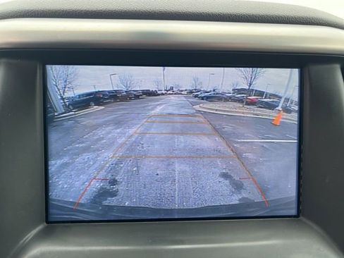 Used 2018 GMC Acadia SLT image 19