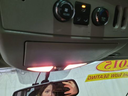 Used 2015 Nissan Armada Platinum image 46