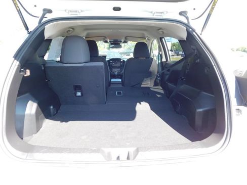 Used 2025 Subaru Crosstrek 2.0i AWD/4WD image 21