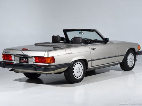 Used 1988 Mercedes-Benz 560 SL image 10