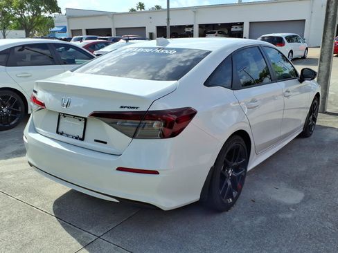 Used 2026 Honda Civic Sport image 10