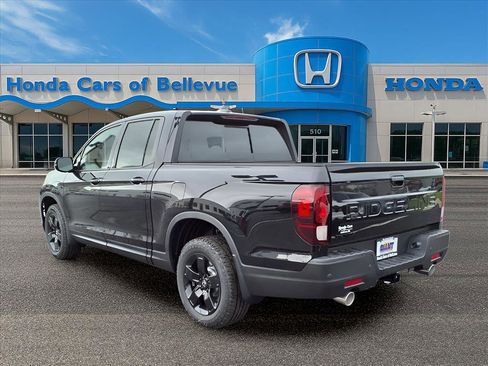 New 2026 Honda Ridgeline Black Edition image 3