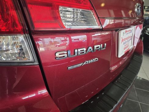 Used 2011 Subaru Outback 2.5i Premium image 27