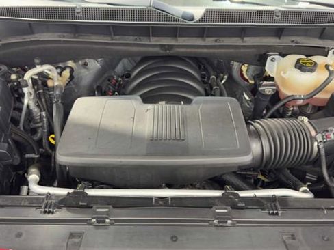 Used 2024 Chevrolet Suburban RST w/ Luxury Package RWD image 41