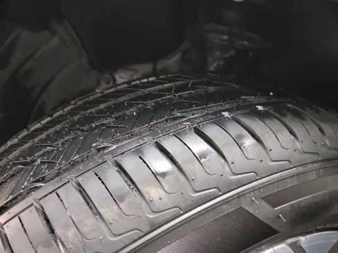 Used 2017 Honda CR-V EX image 31