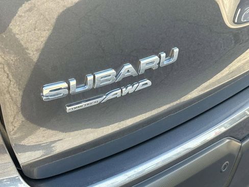 Used 2024 Subaru Ascent Premium w/ Convenience Package image 6