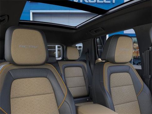 New 2026 Chevrolet Equinox ACTIV w/ Convenience Package III image 24