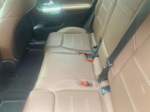 Used 2020 Mercedes-Benz GLB 250 image 13