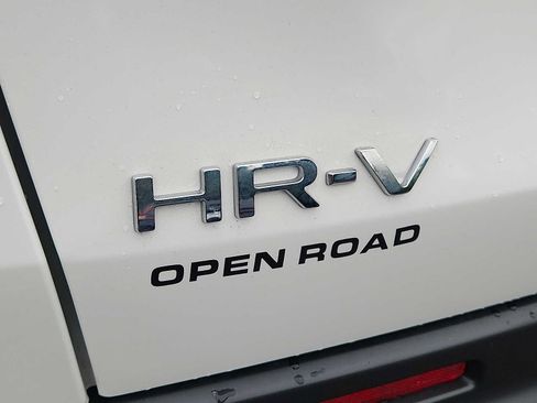 Certified 2026 Honda HR-V LX image 30