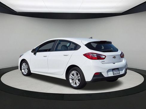 Certified 2019 Chevrolet Cruze LS w/ LS Convenience Package FWD image 6