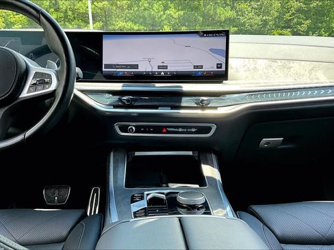 Certified 2025 BMW X5 xDrive40i w/ M Sport Package AWD/4WD image 37