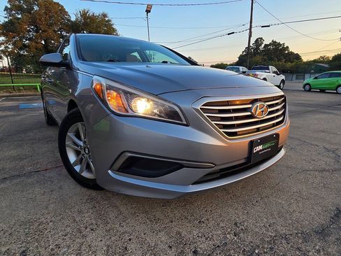 Used 2016 Hyundai Sonata SE FWD image 52