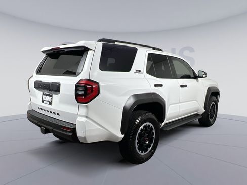 Used 2025 Toyota 4Runner TRD Off-Road image 11
