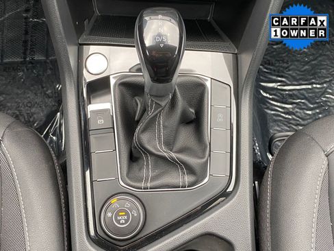 Used 2024 Volkswagen Taos SE image 31