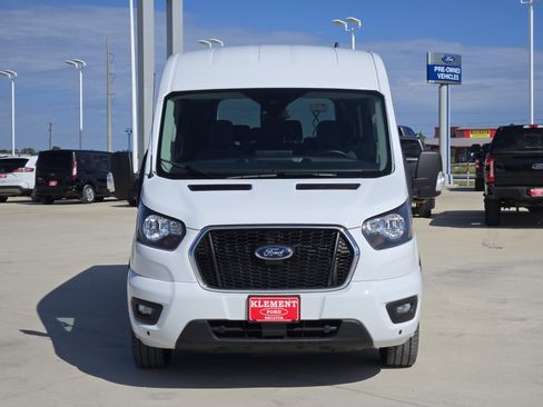 Used 2025 Ford Transit 350 XLT image 2