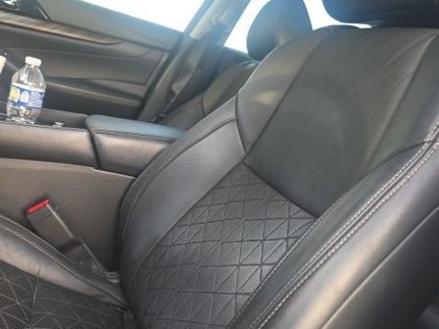 Used 2016 Nissan Maxima Platinum FWD image 16