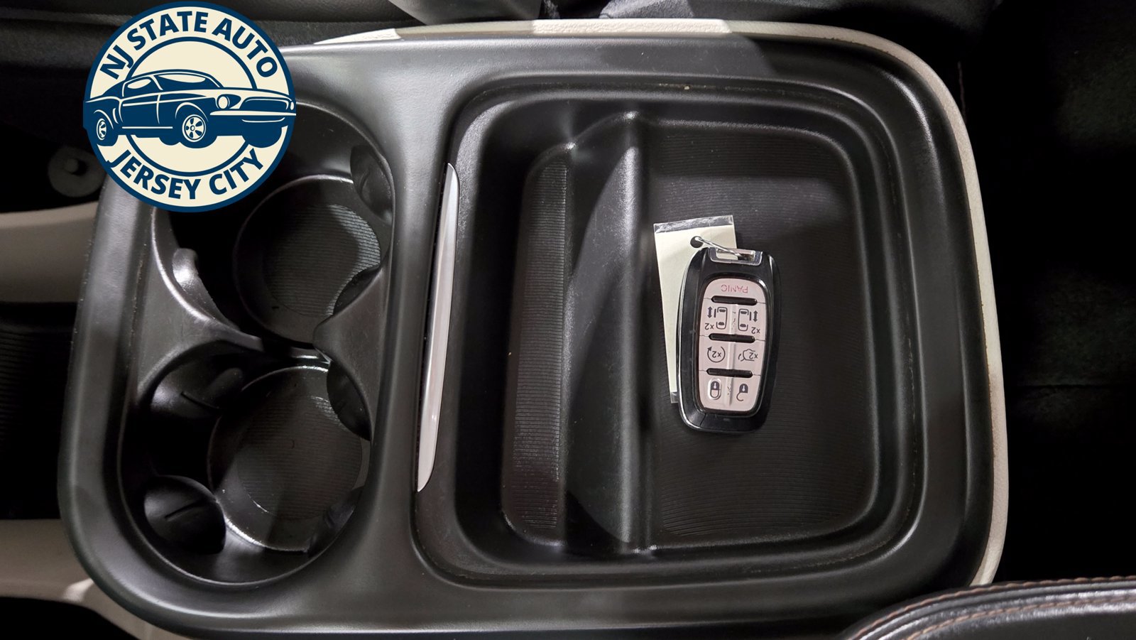 Used 2019 Chrysler Pacifica Touring-L FWD image 20