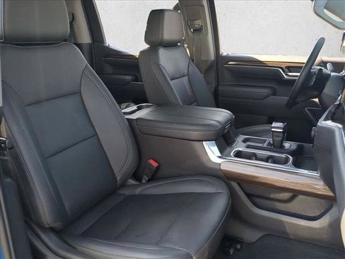 Used 2023 Chevrolet Silverado 1500 LT Trail Boss w/ LT Trail Boss Premium Package AWD/4WD image 21