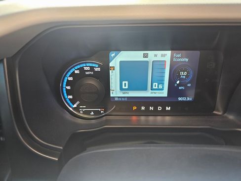 Used 2021 Ford Bronco Badlands image 8