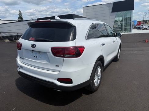 Used 2019 Kia Sorento AWD w/ LX Convenience Package image 8