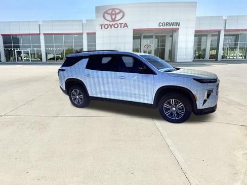Used 2024 Chevrolet Traverse LT w/ LPO, Floor Liner Package FWD image 36