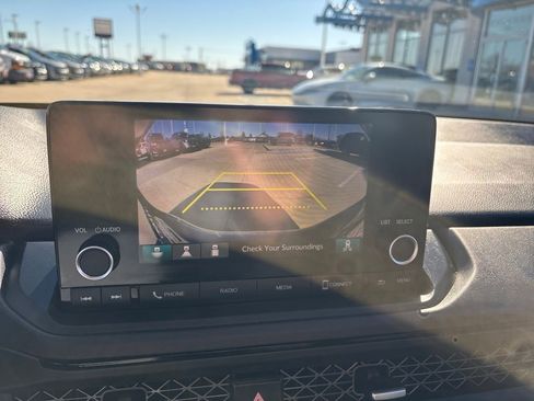 Used 2024 Honda Accord EX image 19