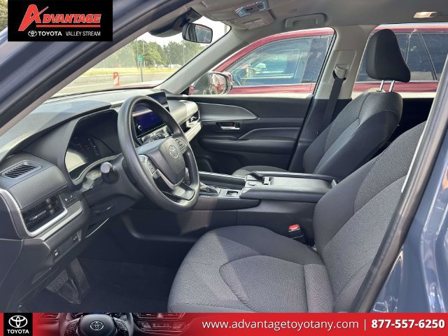 Certified 2025 Toyota Grand Highlander AWD image 21