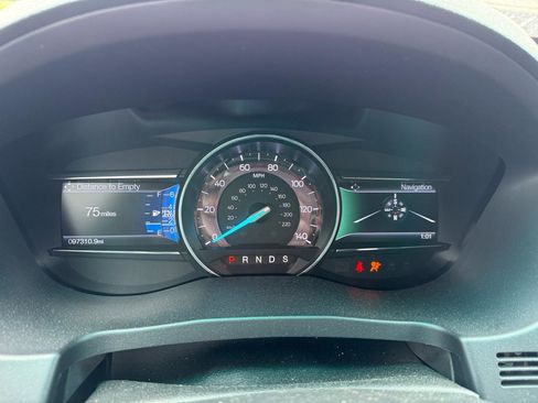 Used 2017 Ford Explorer Limited FWD image 11