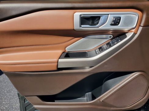 Certified 2023 Ford Explorer King Ranch w/ Technology Package image 14