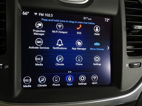 Used 2022 Chrysler 300 Touring w/ Sport Appearance Package image 34