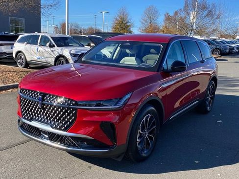 New 2026 Lincoln Nautilus Premier image 3