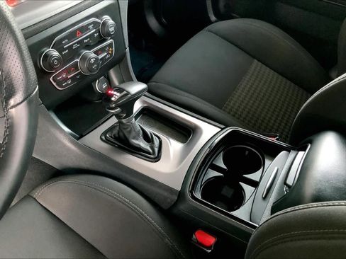 Used 2023 Dodge Charger R/T w/ Blacktop Package image 17