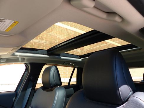 Used 2023 MAZDA CX-50 AWD 2.5 S w/ Accent Package image 32