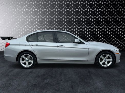 Used 2013 BMW 328i xDrive Sedan AWD/4WD image 12