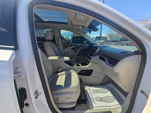 Used 2018 GMC Terrain Denali w/ Advanced Safety Package image 17