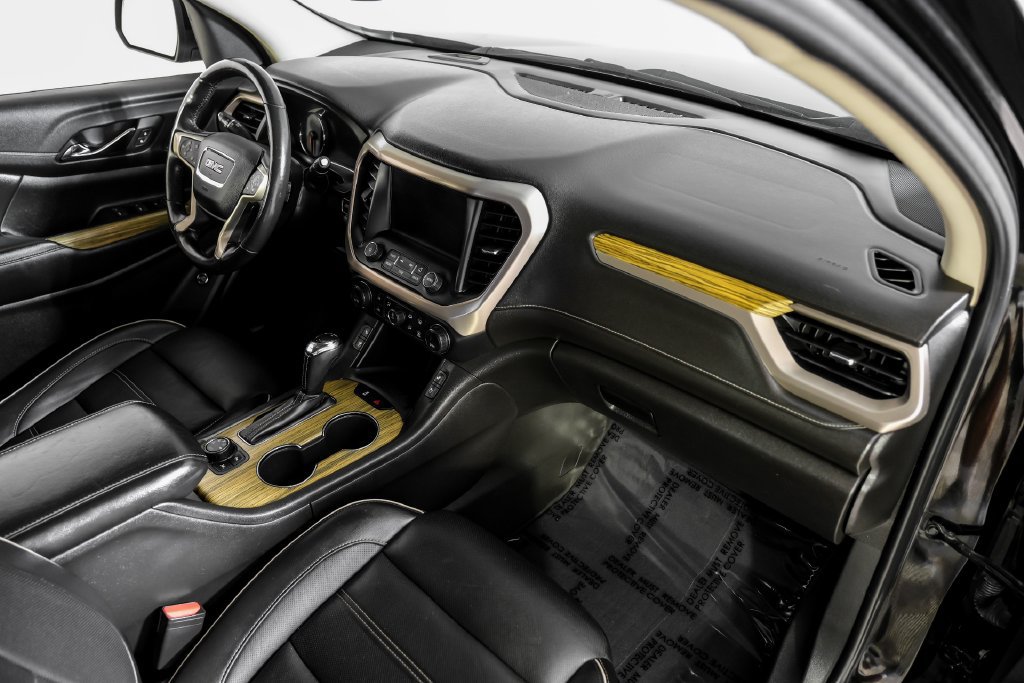 Used 2019 GMC Acadia Denali AWD/4WD image 9