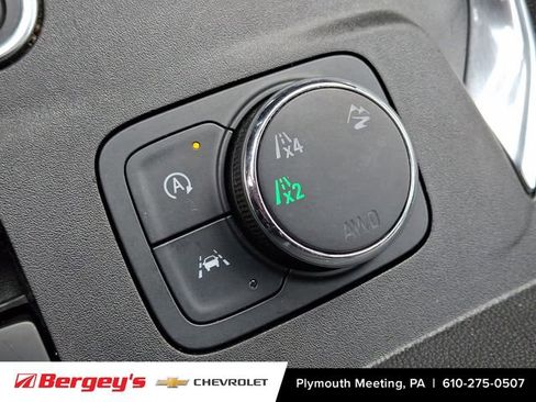 Certified 2023 Chevrolet Traverse LT w/ LT Premium Package image 29