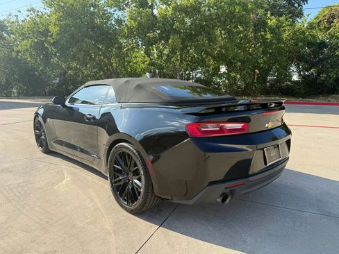 Used 2018 Chevrolet Camaro SS RWD image 6