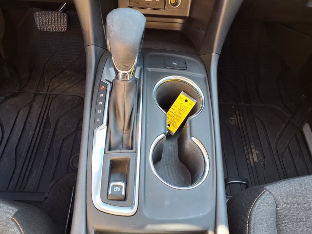 Used 2024 Chevrolet Equinox LT w/ LPO, Floor Liner Package FWD image 10