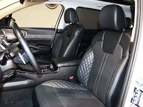 Used 2023 Kia Sorento SX Prestige image 41
