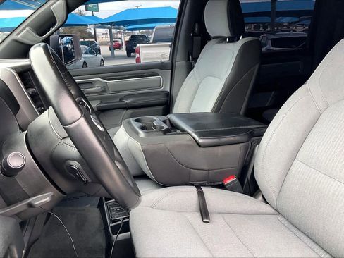 Used 2021 RAM 1500 Lone Star image 9